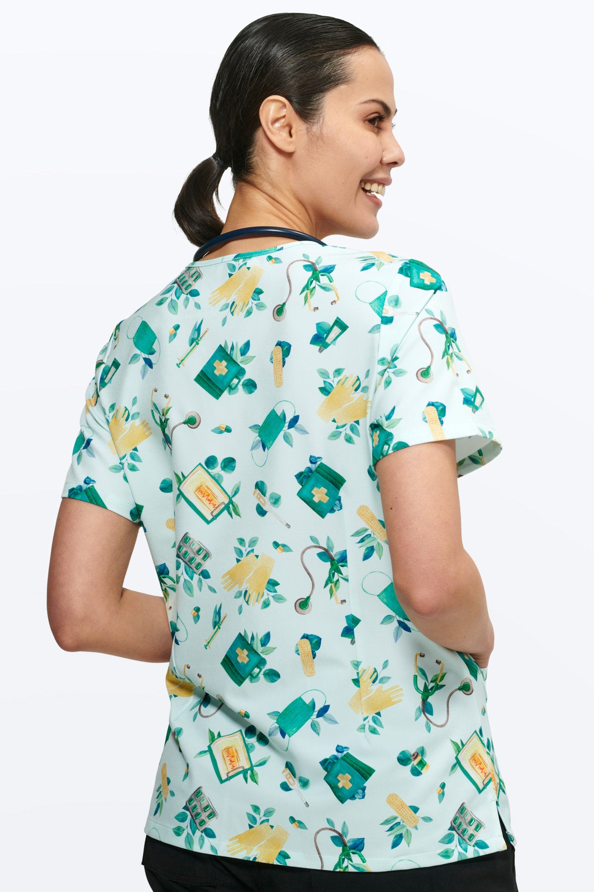 The GP Life Women’s 3-Pocket Scrub Top