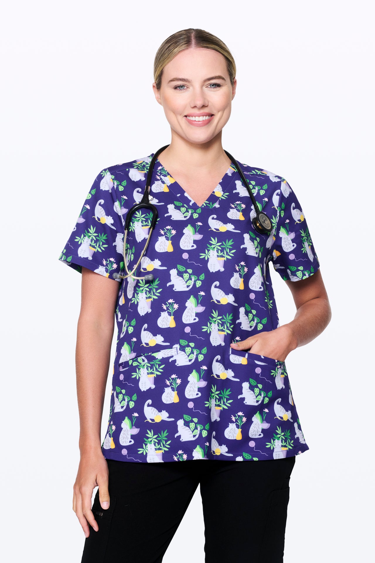 Australian Mist Cats Women’s 3-Pocket Scrub Top